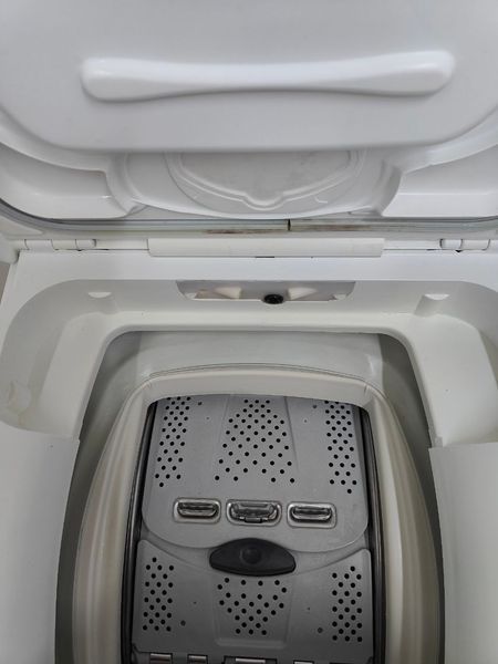 Стиральная машина вертикальная AEG L45000 2300W 5.5кг sn 83500024 000051688 фото