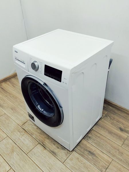 Стиральная машина Haier HW80 BP1439N 000043145 фото