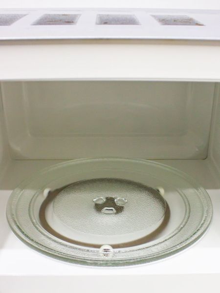 Мікрохвильова піч SilverCrest SMW 700 B1 1200w sn 008078 000029161 фото