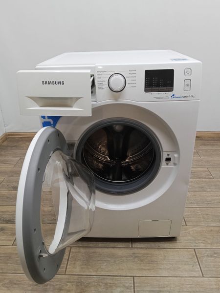 Пральна машина Samsung WF70F5EOQ4W 2400W 7кг sn A0SP5ESF300851V 000051125 фото