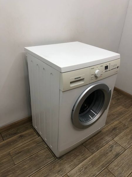 Стиральная машина Siemens WM14E3R0 19 000043275 фото