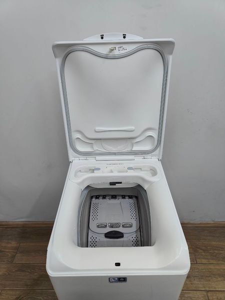 Стиральная машина вертикальная AEG L62260TL 2200W 6кг sn 64700168 000053047 фото