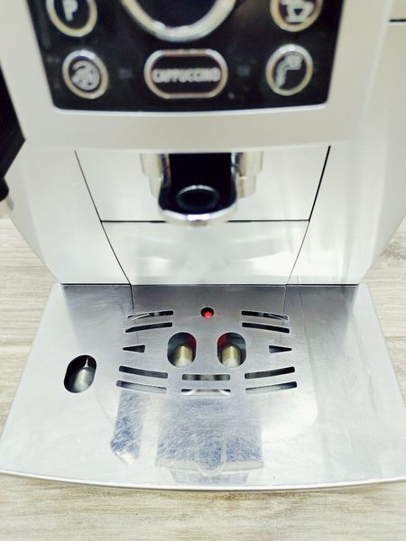 Кофемашина DeLonghi Cappuccino ECAM23 466 S 000021194 фото
