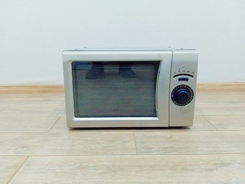 Мікрохвильова піч Sharp R 212U IN 1240w sn 000207047 000039631 фото