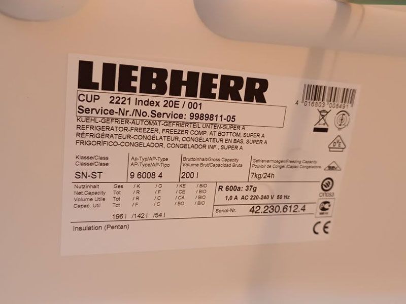 Холодильник двокамерний Liebherr CUP 2221 Index 20E 142+54л sn 422306124 000044594 фото