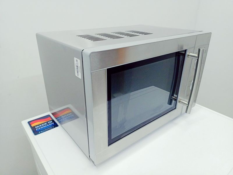Мікрохвильова піч Severin MW 9712 1200w гриль 1000w sn S025W06091166 000042850 фото