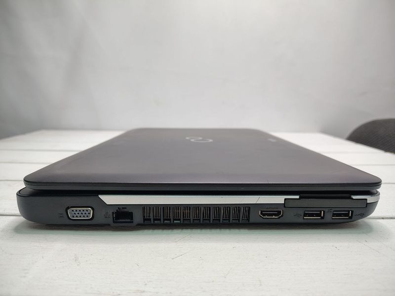 Ноутбук FUJITSU LIFEBOOK A512 15.6 HD бат до 3 часов 000052545 фото
