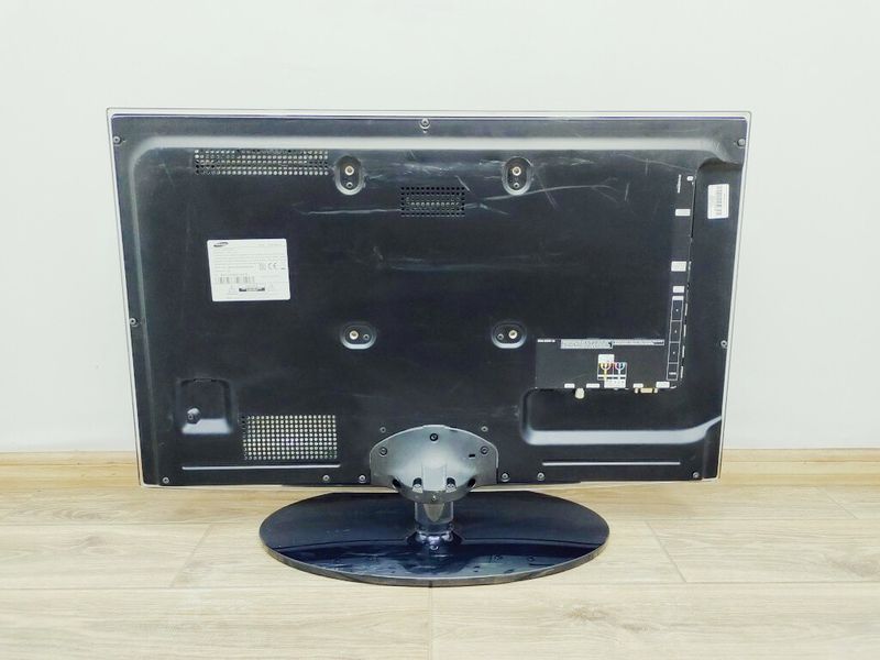 Телевізор 32 Samsung UE32C4000 LCD HD 000038104 фото