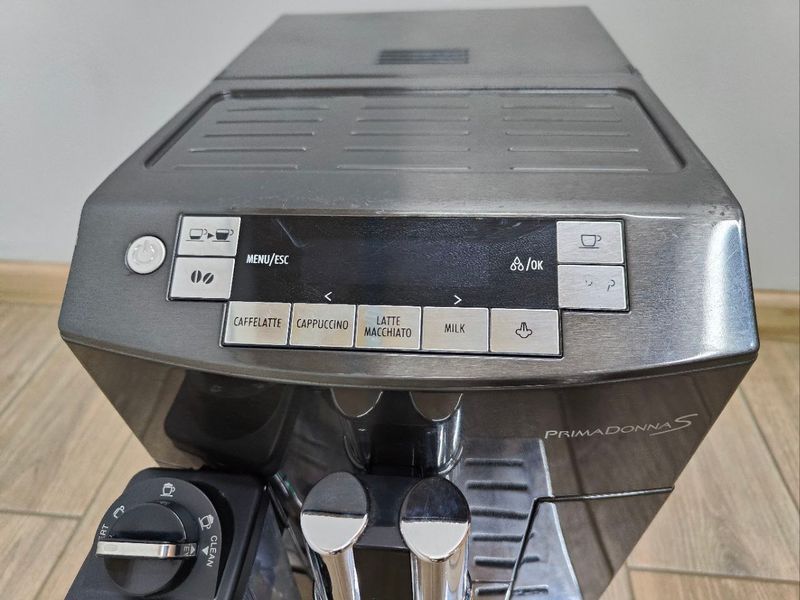 Кофемашина DeLonghi ESAM28 467B 1450W sn 41222 000049619 фото