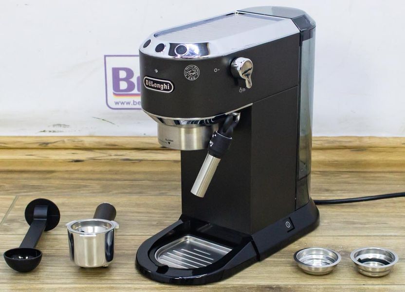 Кавоварка ріжкова Delonghi EC685 BK 1350w sn 91027 стік LPNHE371685349 220е 000013991 фото