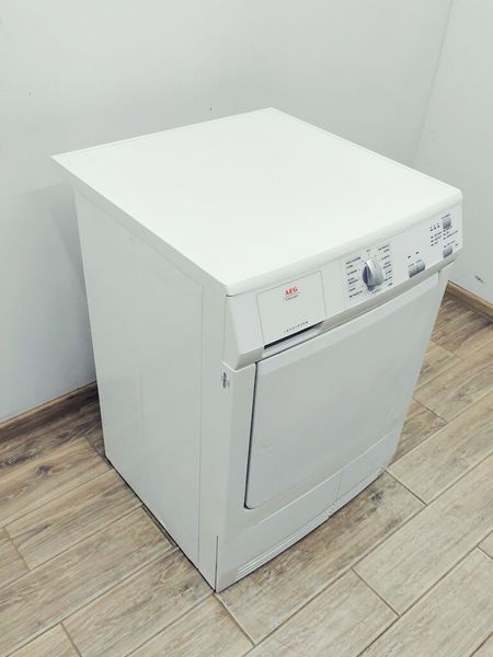 Сушильна машина AEG T55848 2350w 7 кг sn 10253146 000041793 фото