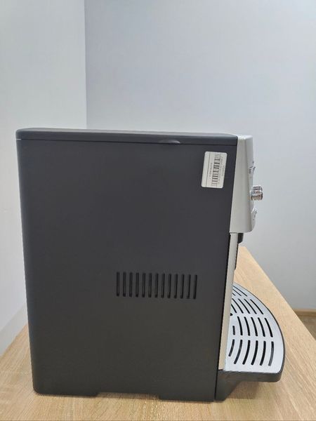 Кофемашина DeLonghi ESAM3200S 1450W sn 63224 000049620 фото