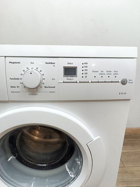 Стиральная машина Siemens WM16E340 2300W 7кг sn 700543 000049485 фото