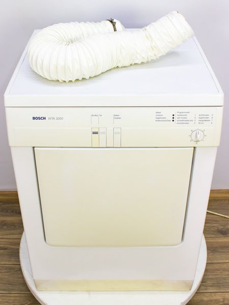 Сушильна машина Bosch WTA3200 09 2950W 5 кг sn 8210 201034 (під витяжку) 000018889 фото