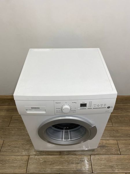 Стиральная машина Siemens WM14E3F 2300W 7кг sn 8907600084 000048716 фото