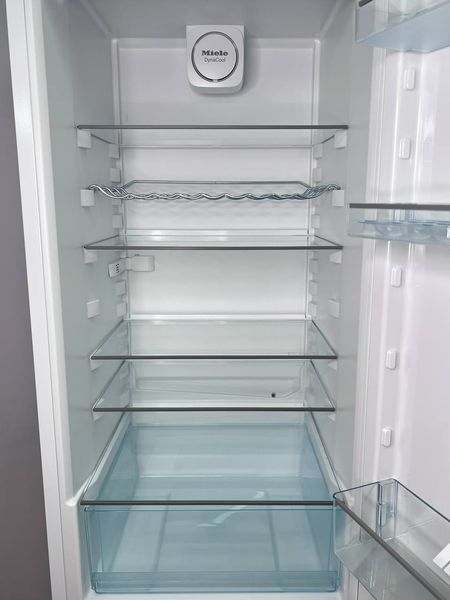 Холодильник двухкамерный Miele KFN 29162 D ws 000039511 фото