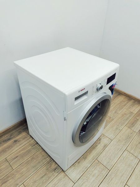 Сушильная машина Bosch Serie8 WTW87562NL 01 000039945 фото