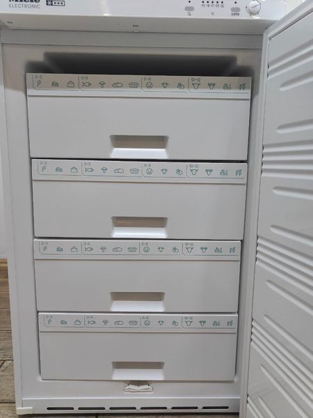 Морозильная камера Premium F7139S 100W 105л sn 6957815169 000050654 фото