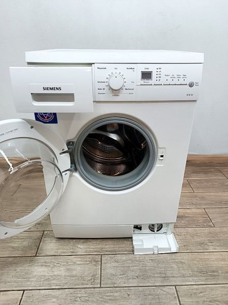 Стиральная машина Siemens WM16E340 2300W 7кг sn 700543 000049485 фото