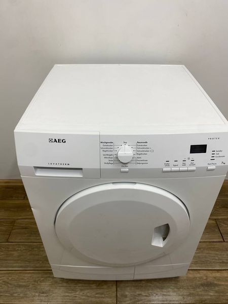 Сушильна машина AEG T65370AH3 950W 7кг sn 55106792 000048151 фото