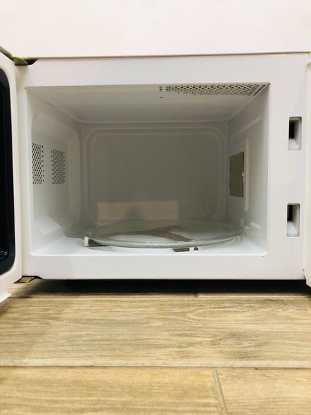 Мікрохвильова піч Clatronic MW 749 1200w sn S025W04584 000042855 фото