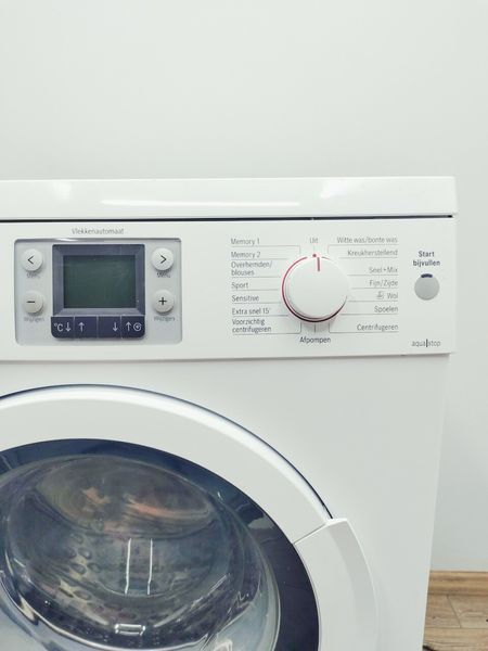 Стиральная машина Bosch Logixx8 WAS32742NL 01 000035690 фото