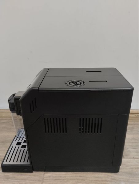 Кавомашина Saeco minuto HD8763 1850W sn TW901407112411 000046980 фото