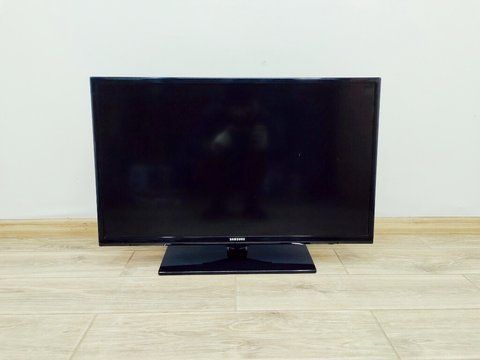 Телевізор 32 Samsung UE32EH4003 LED HD 000038101 фото