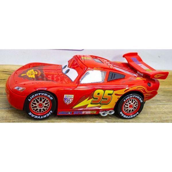 Игрушка радио-плеер Lexibook RCD200DC Disney Cars CD Player 000008513 фото