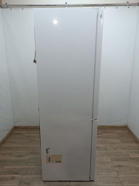 Холодильник двокамерний Bosch KGV36VW31 01 215+94л 90w sn 9111 100103_п11_302 000045152 фото