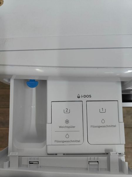 Стиральная машина Bosch Serie 8 WAV28K42 2000W 8kg sn 00666 000051944 фото