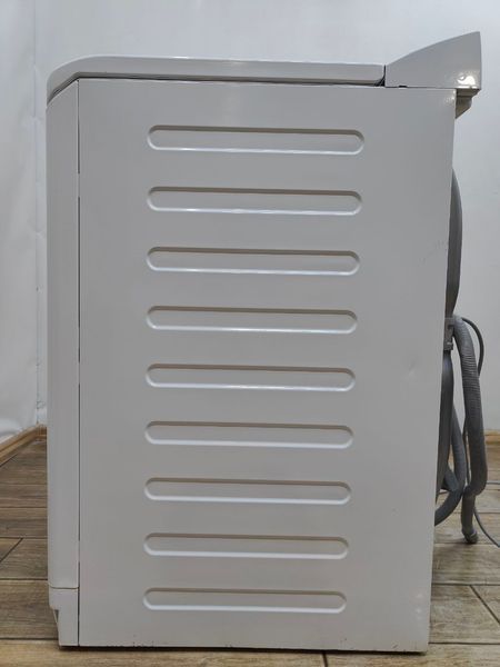 Стиральная машина вертикальная AEG 6000Series Lavamat L6TDN641G 2200W 6кг sn 12000073 000053654 фото