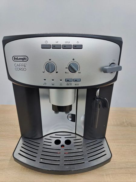Кофемашина Delonghi Magnifica 1450W sn 80626 000049683 фото