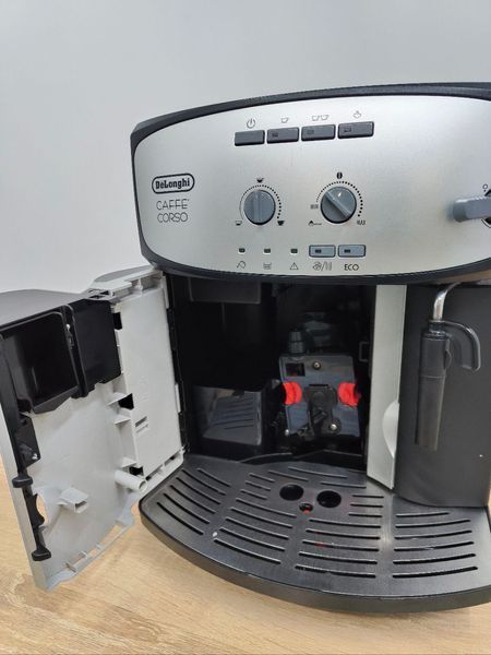 Кофемашина Delonghi Magnifica 1450W sn 80626 000049683 фото