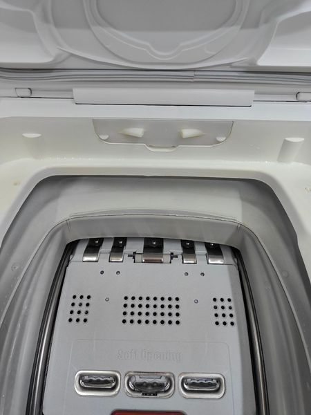 Стиральная машина вертикальная AEG 6000Series Lavamat L6TDN641G 2200W 6кг sn 12000073 000053654 фото