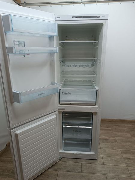 Холодильник двокамерний Bosch KGV36VW31 01 215+94л 90w sn 9111 100103_п11_302 000045152 фото