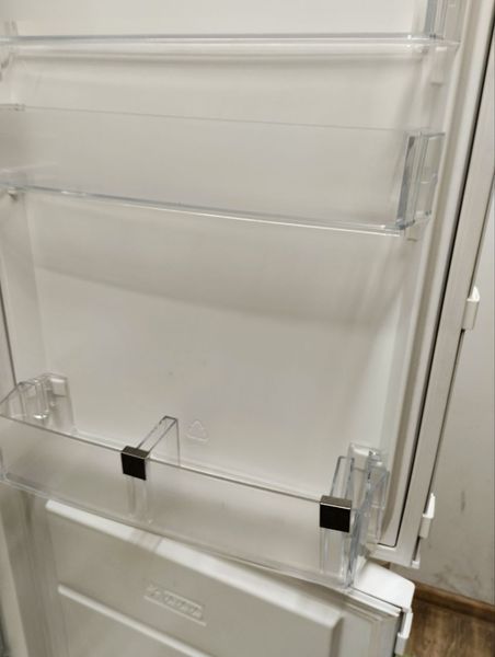 Холодильник двухкамерный Electrolux EN3400AOW 120W 223+92 л sn 40250891 n377 000048018 фото