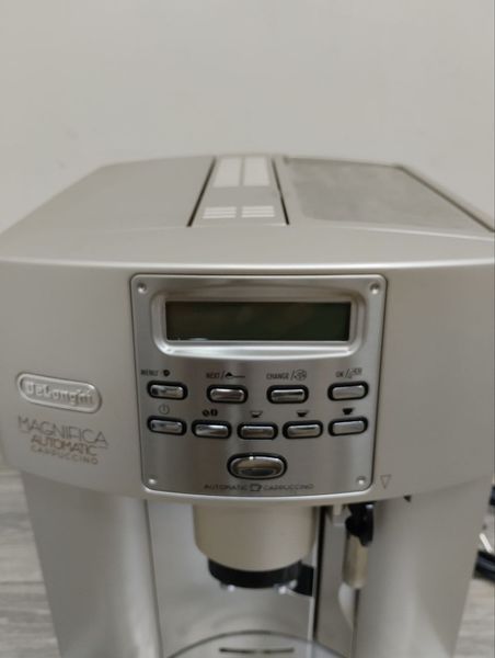 Кавомашина Delonghi Magnifica Automatic Cappuccino sn 00728 000047091 фото