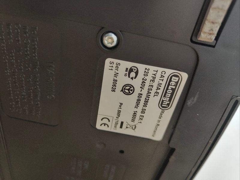 Кофемашина Delonghi Magnifica 1450W sn 80626 000049683 фото