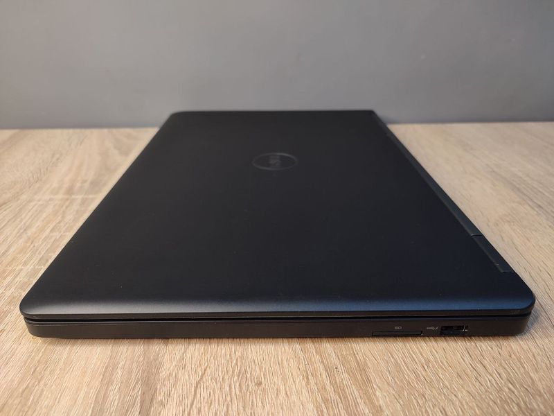 Ноутбук Dell Latitude E5550 000044275 фото