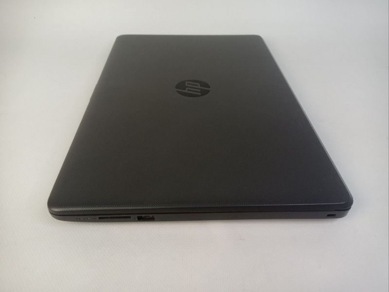 Ноутбук HP 250 G6 000043331 фото