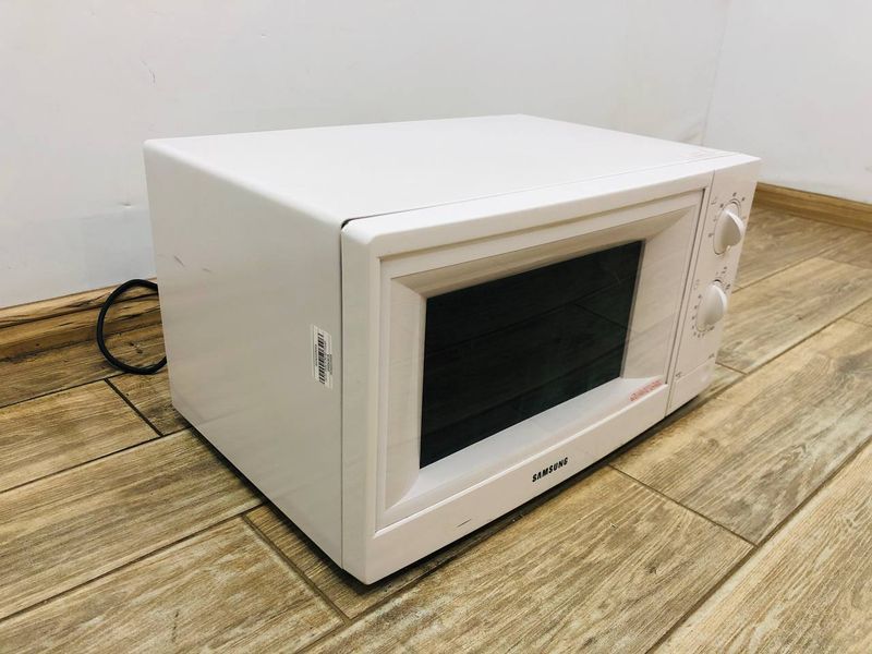 Мікрохвильова піч Samsung G633C 1350w гриль 1000w sn 71QKB00437B 000043918 фото