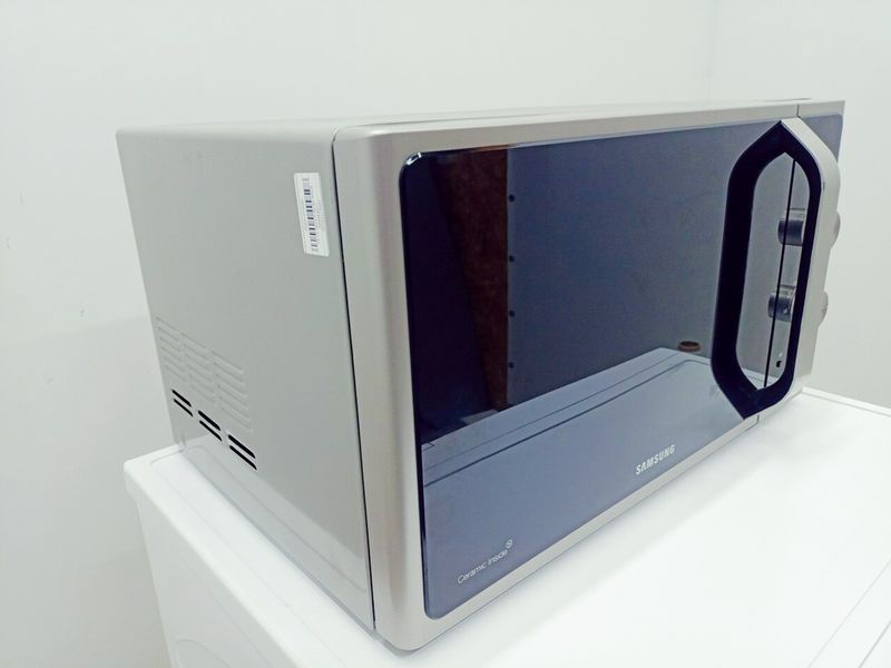 Микроволновая печь Samsung MS28F303EFS 000043077 фото