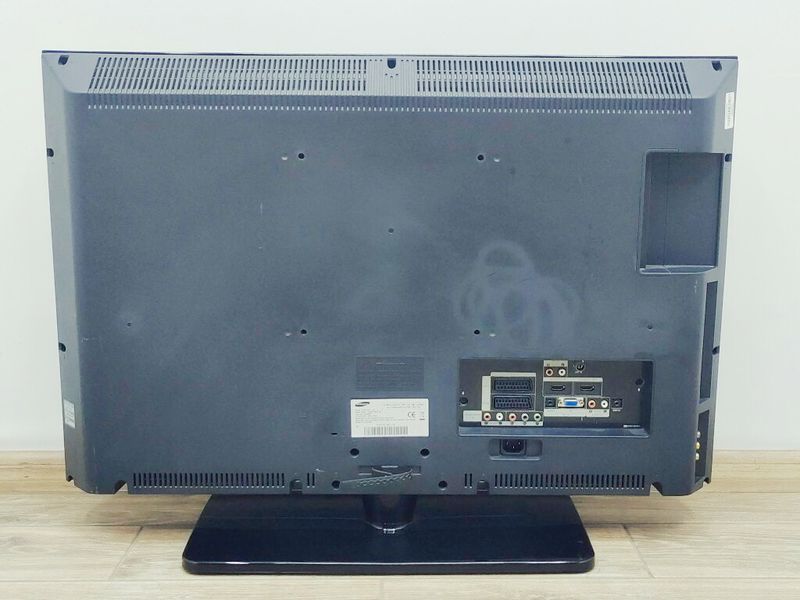Телевизор 32 Samsung LE32N71B HD 000040654 фото