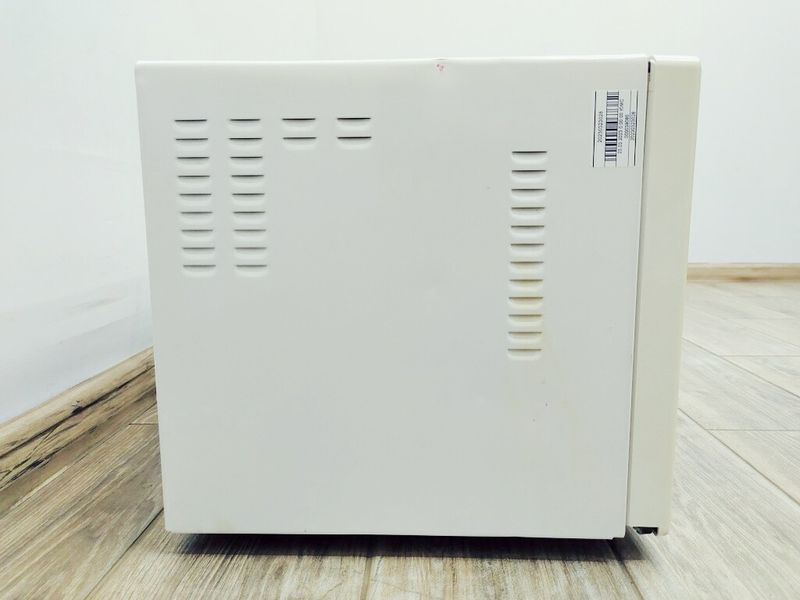 Мікрохвильова піч Amica MW 13035 1200w sn S027W15212G1954 000039085 фото