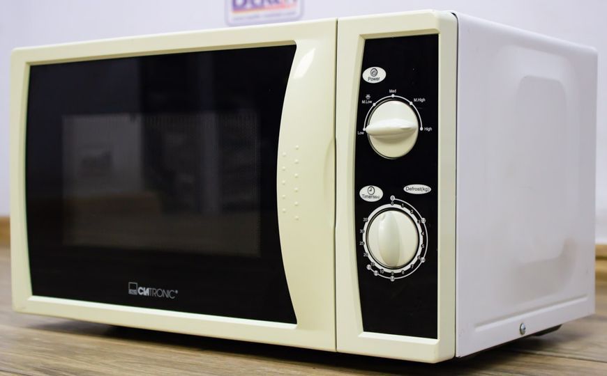 Микроволновая печь Clatronic MW 781 000016183 фото