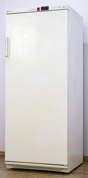 Морозильна шафа BAUKNECHT GKMN 2733 WS 217 л 140W sn 0039400000 000002084 фото
