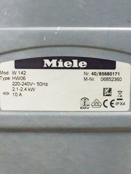 Стиральная машина вертикальная Miele 8411 000029146 фото
