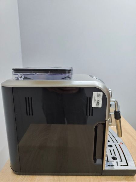 Кофемашина Saeco SUP037DR 1400W sn 9009SA440249545 000049621 фото