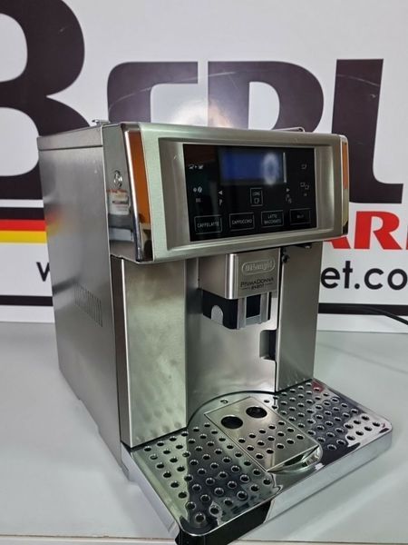 Кофемашина DeLonghi PrimaDonna ESAM6700 000039491 фото
